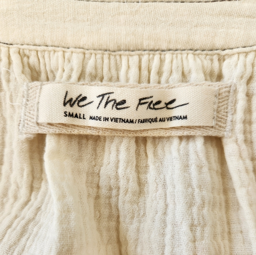|| WE THE FREE || Gauze button down long sleeves raw hems size M. - Picture 9 of 9